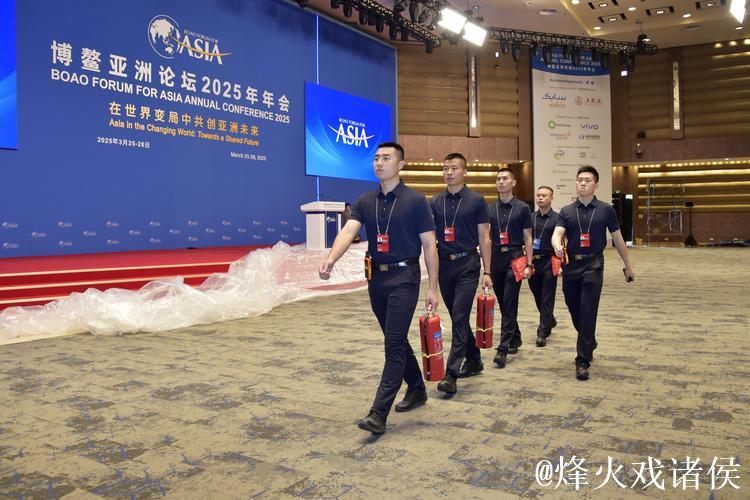 记者:特瓦斯的工资帽规则已实施13年,如今已进入第25年 记者:特瓦斯的工资帽规则已实施13年,如今已进入第25年